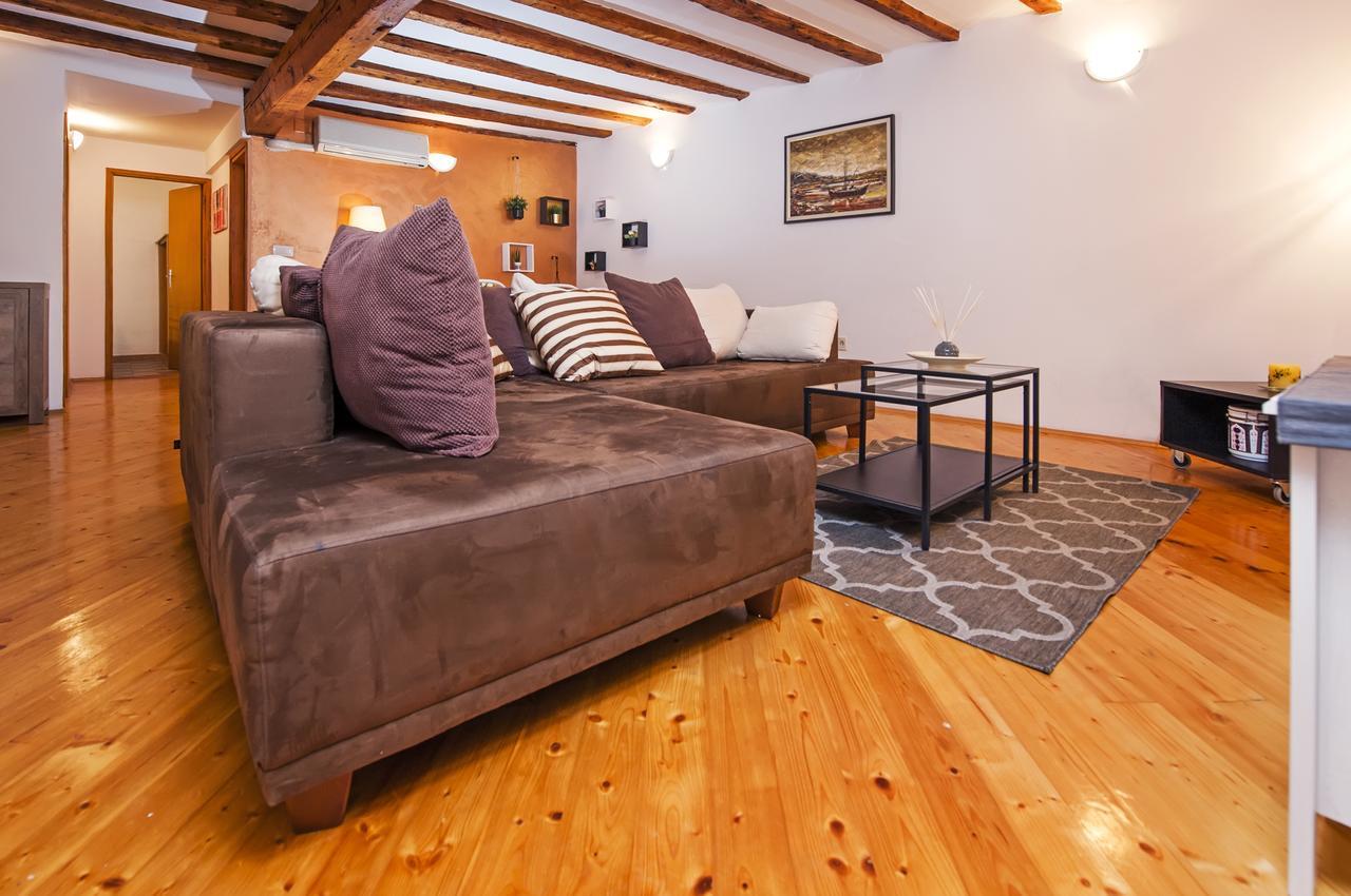 Apartment Marconi Rovinj Exterior photo